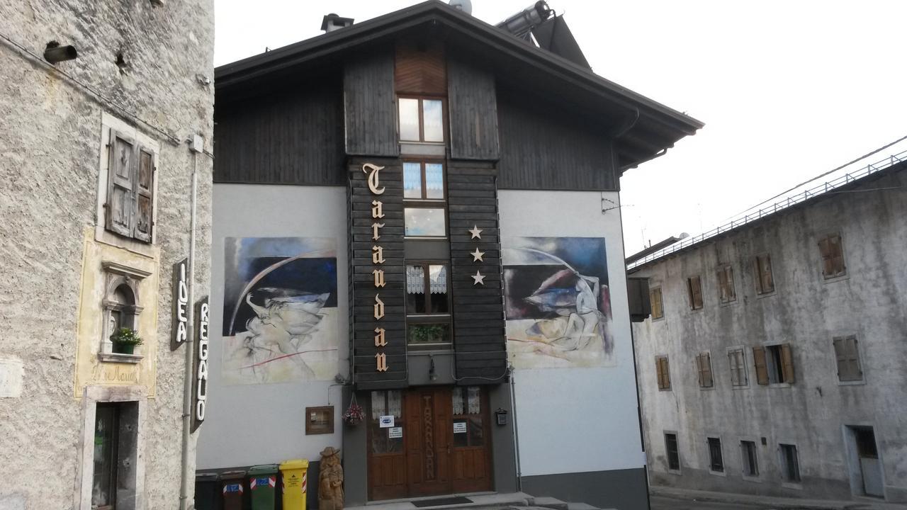 Albergo Meuble Tarandan ฟอร์นี ดิ โซปรา ภายนอก รูปภาพ