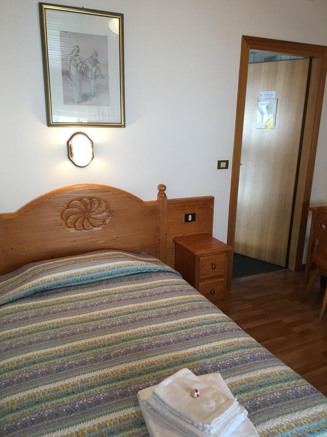 Albergo Meuble Tarandan ฟอร์นี ดิ โซปรา ภายนอก รูปภาพ